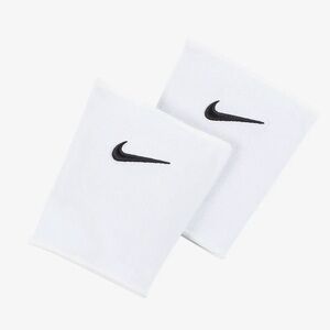 Nike Dri-FIT Essential
Volleyball Knee Pads